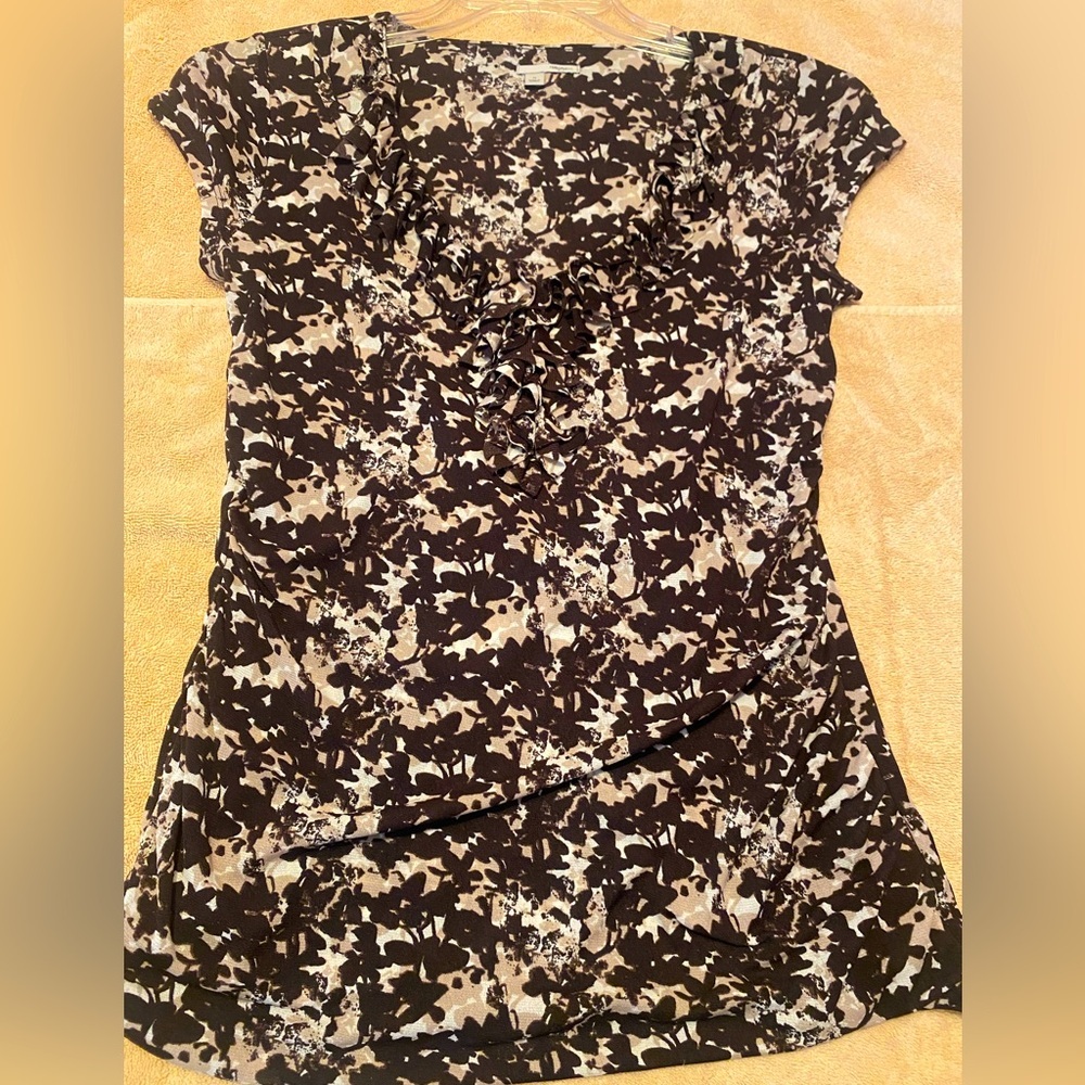 Halogen v-neck ruffle double layer chiffon-like cap sleeved ruching at waist top